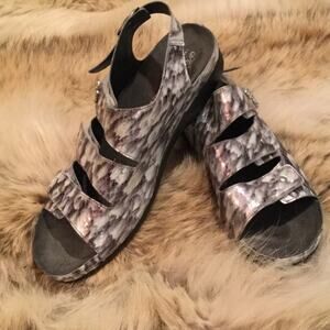 Helle brand comfort velcro entry walking sandal silver 42